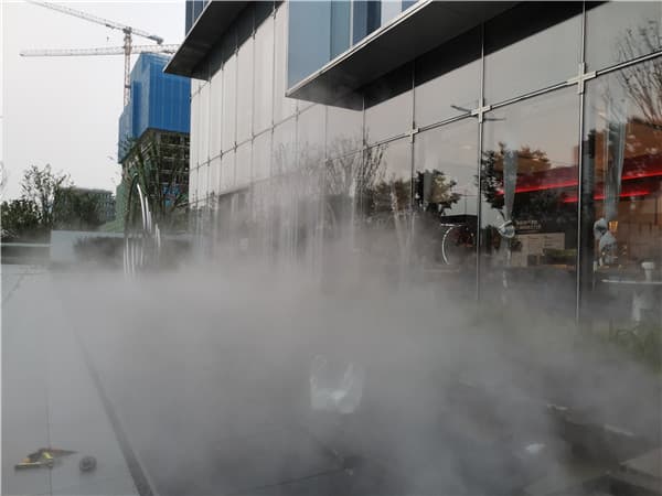 南京都荟天地城商办营销中心景观造雾